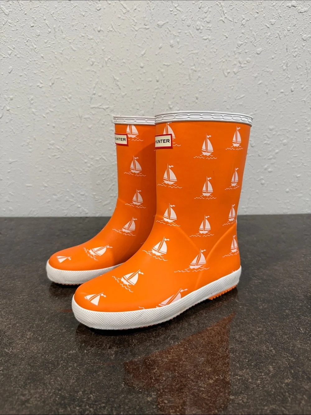 Hunter Kids Orange Sailboat Print  Rain Boots Size 2 Unisex